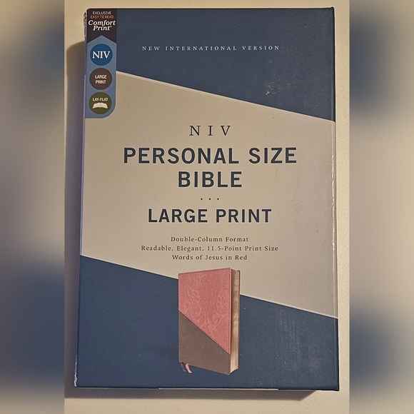 NIV, Personal Size Bible, Large Print, Leathersoft, Pink/Gray, Red Letter, Comfo - Picture 2 of 5